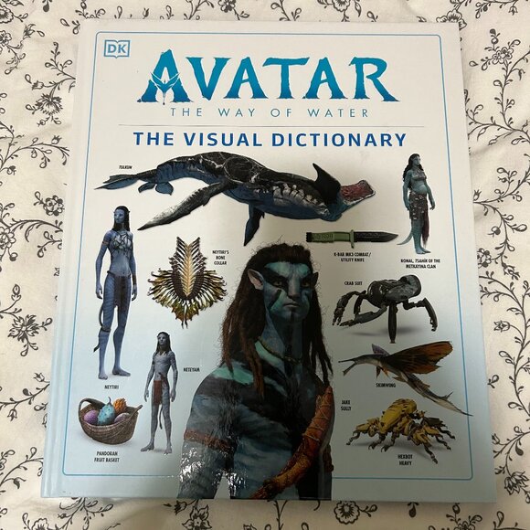 Avatar: The Way of Water Visual Dictionary Hardcover Book - Picture 1 of 2